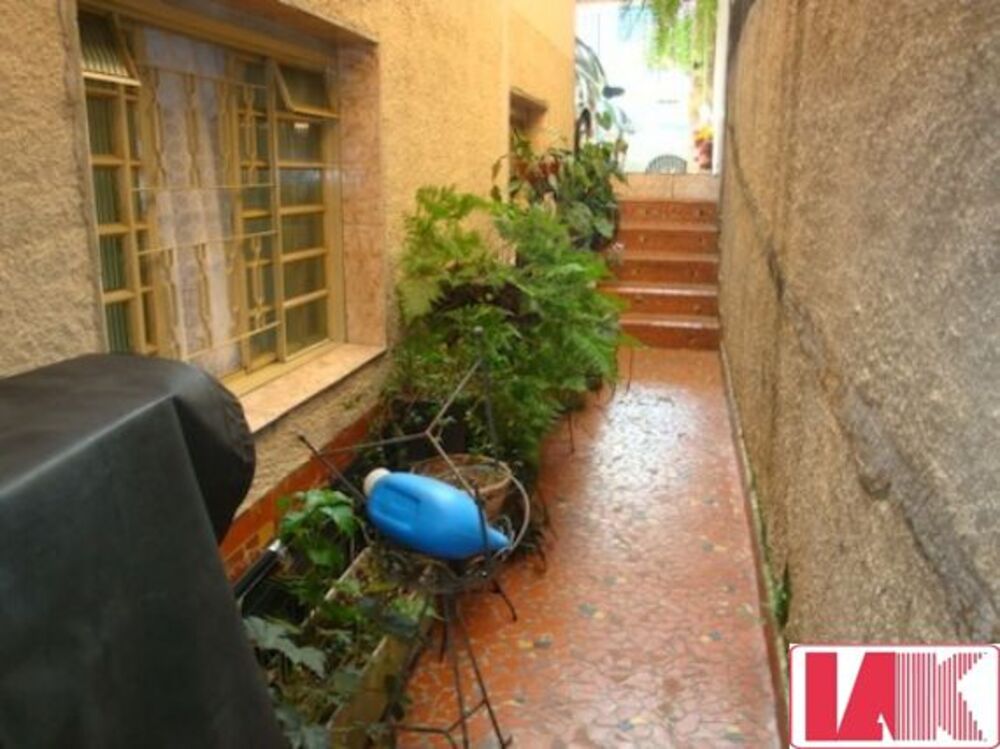 Casa, 4 quartos, 270 m² - Foto 1