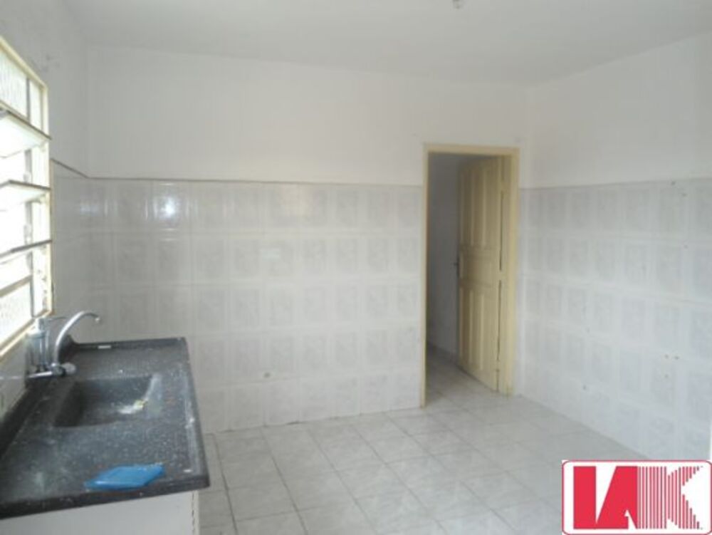Casa, 1 quarto, 32 m² - Foto 1