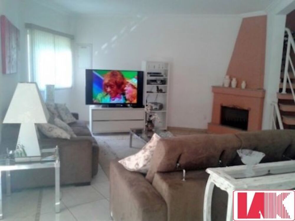Sobrado, 3 quartos, 198 m² - Foto 1