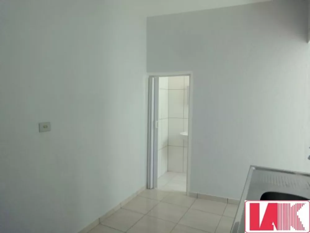 Casa para alugar com 1 quarto, 40m² - Foto 6