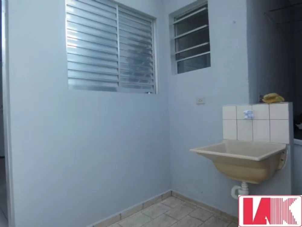 Casa para alugar com 1 quarto, 40m² - Foto 16