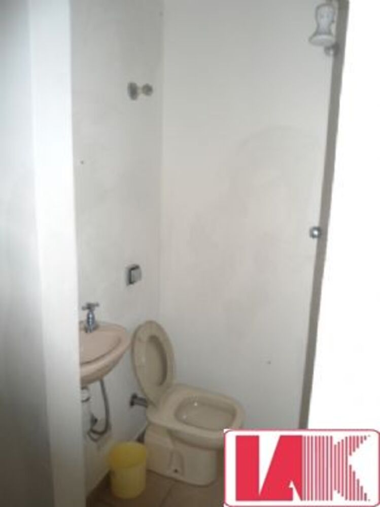 Casa, 3 quartos, 214 m² - Foto 1