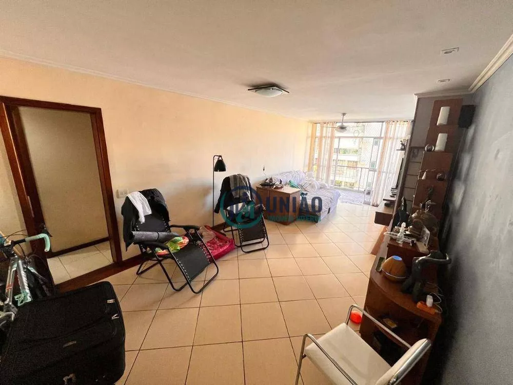 Apartamento à venda com 3 quartos, 115m² - Foto 4