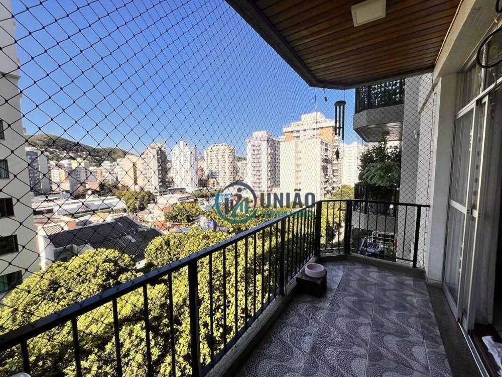 Apartamento à venda com 3 quartos, 115m² - Foto 3