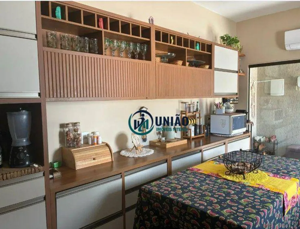 Casa, 4 quartos, 240 m² - Foto 5