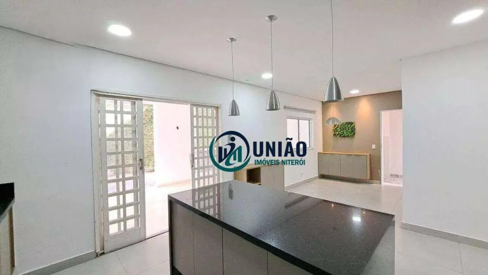 Casa, 3 quartos, 300 m² - Foto 3