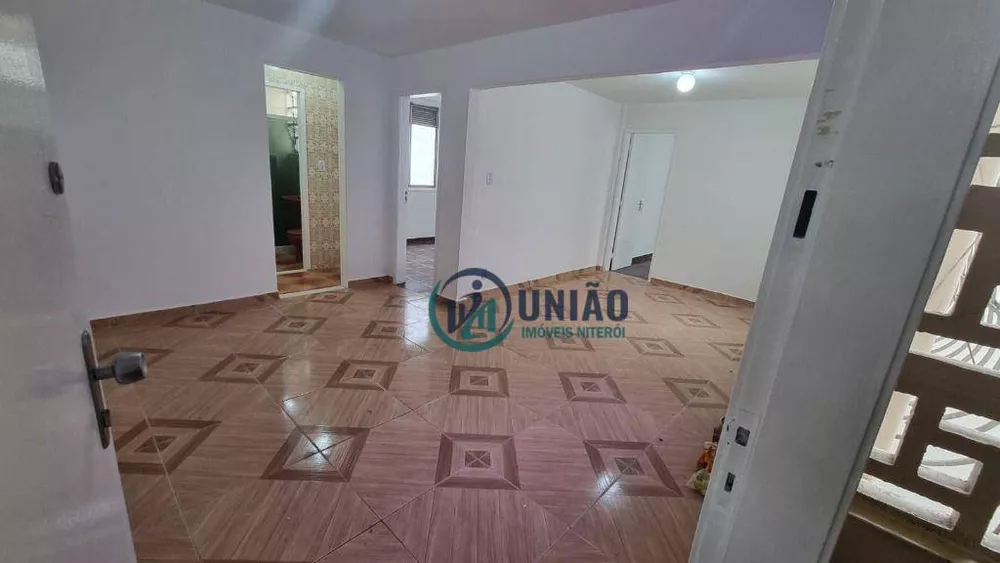 Apartamento à venda com 3 quartos, 69m² - Foto 2