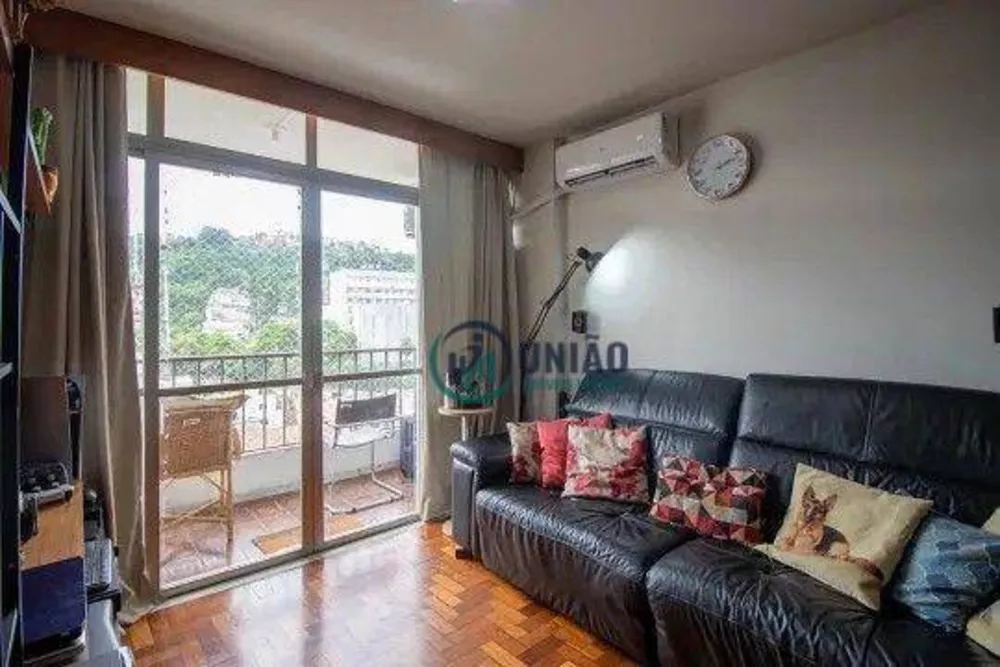 Apartamento à venda com 3 quartos, 98m² - Foto 4