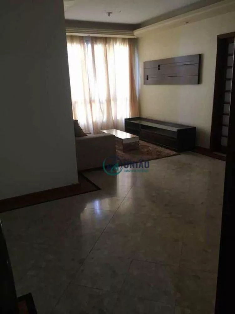 Apartamento à venda com 3 quartos, 109m² - Foto 1