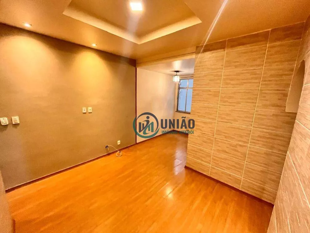 Apartamento à venda com 1 quarto, 45m² - Foto 2