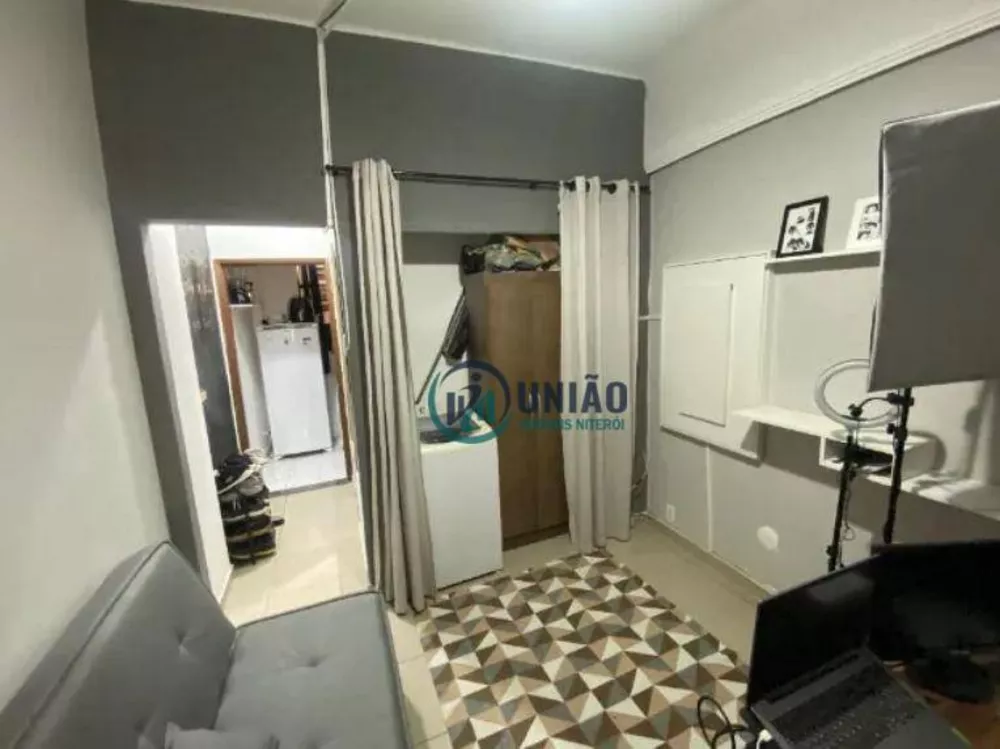 Apartamento à venda com 1 quarto, 32m² - Foto 3