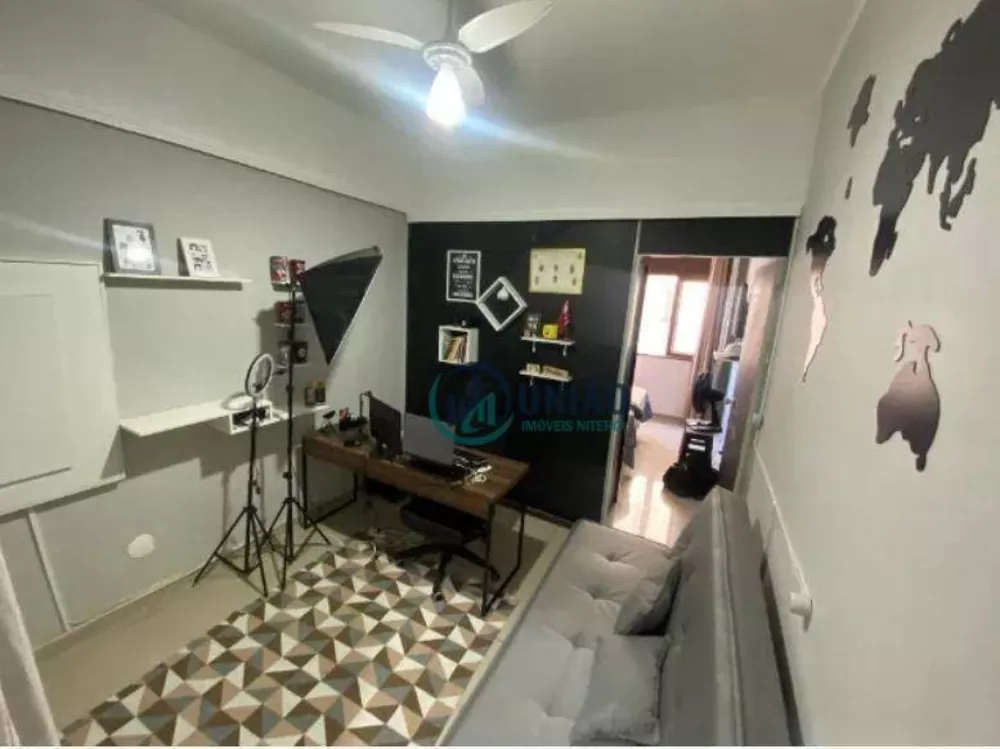 Apartamento à venda com 1 quarto, 32m² - Foto 2