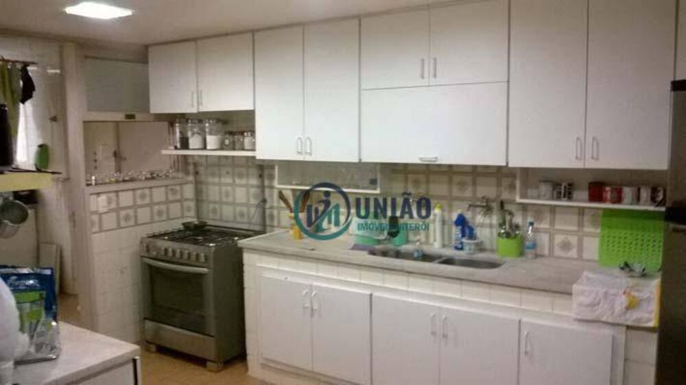 Apartamento à venda com 4 quartos, 158m² - Foto 3