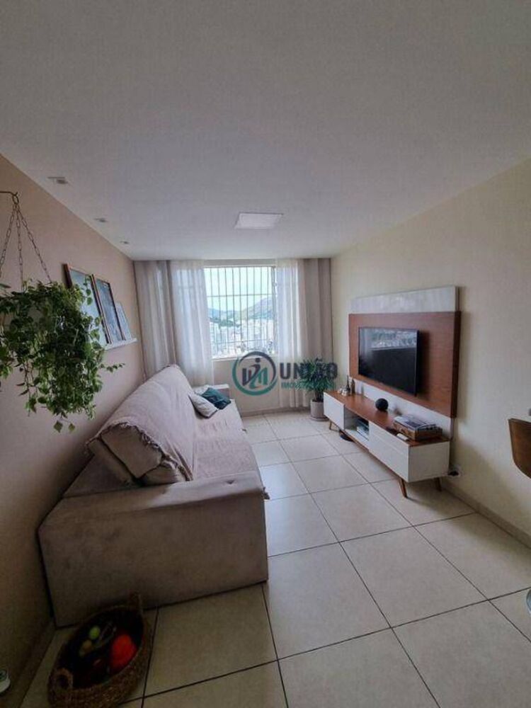 Apartamento à venda com 2 quartos, 70m² - Foto 3