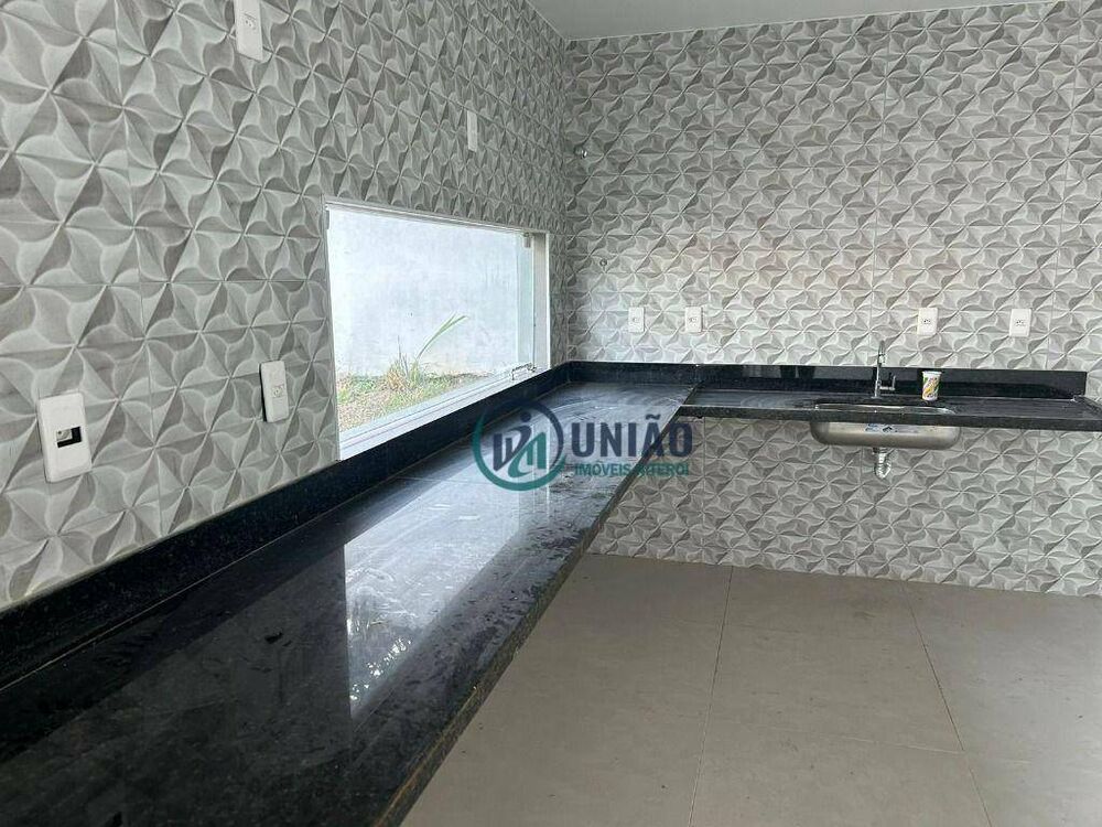 Casa à venda com 3 quartos, 121m² - Foto 7