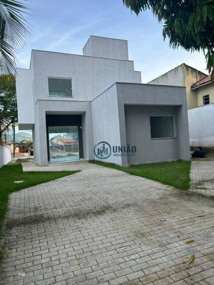 Casa à venda com 3 quartos, 121m² - Foto 1