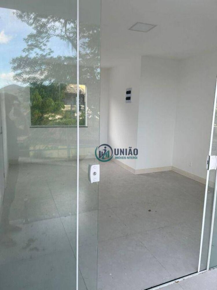 Casa à venda com 3 quartos, 121m² - Foto 12