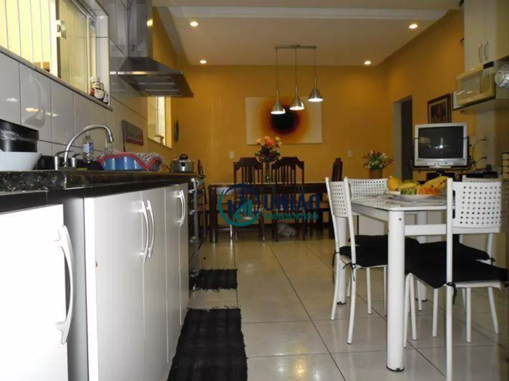 Casa, 3 quartos, 156 m² - Foto 13