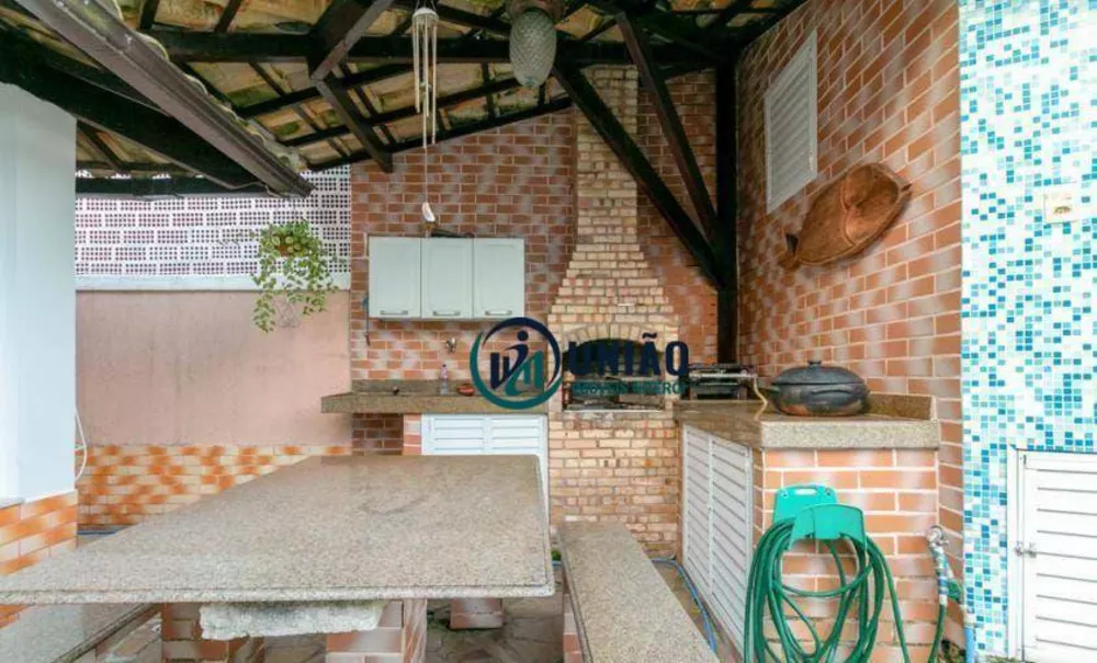 Casa, 3 quartos, 225 m² - Foto 11