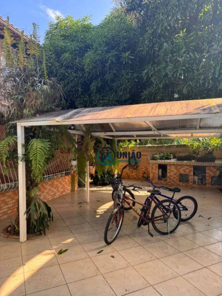 Casa, 3 quartos, 225 m² - Foto 19
