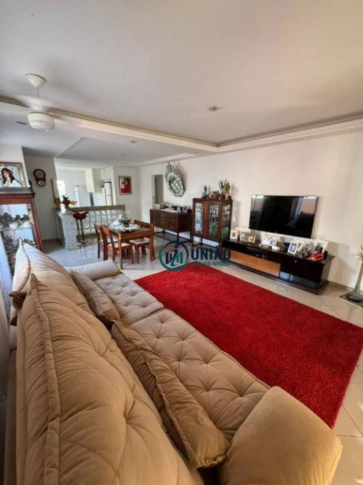 Casa, 3 quartos, 225 m² - Foto 25