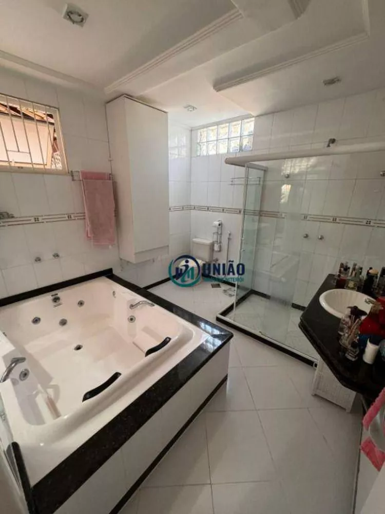 Casa, 3 quartos, 225 m² - Foto 26