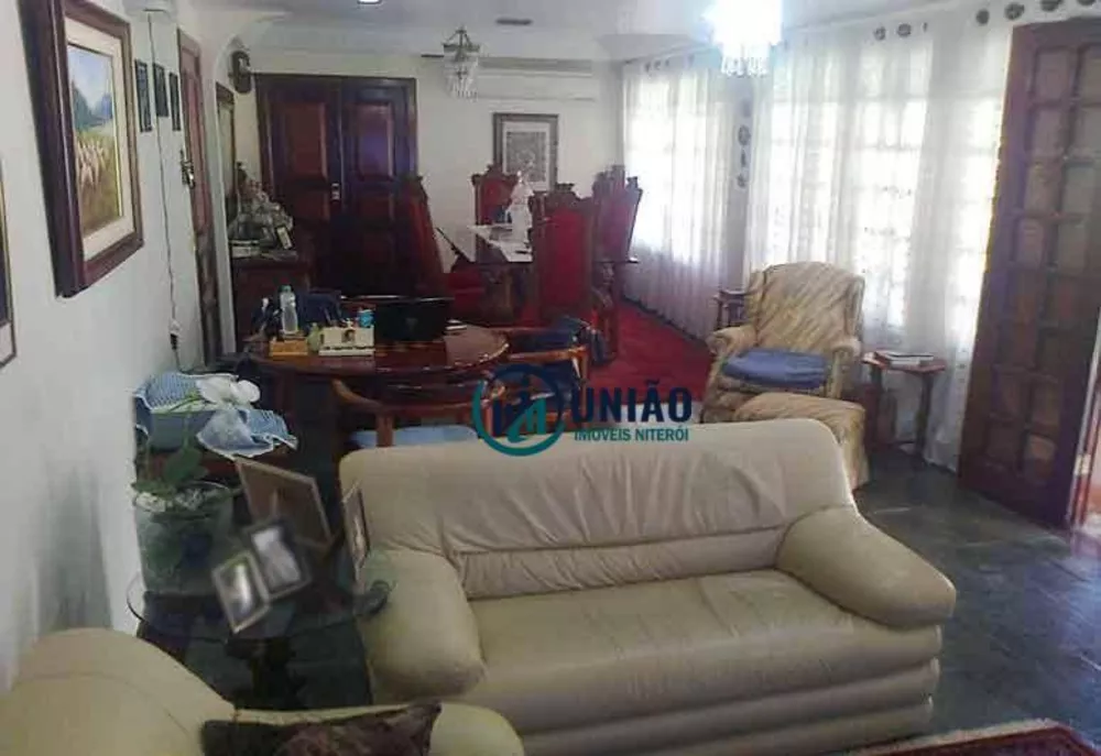 Casa, 6 quartos, 380 m² - Foto 4