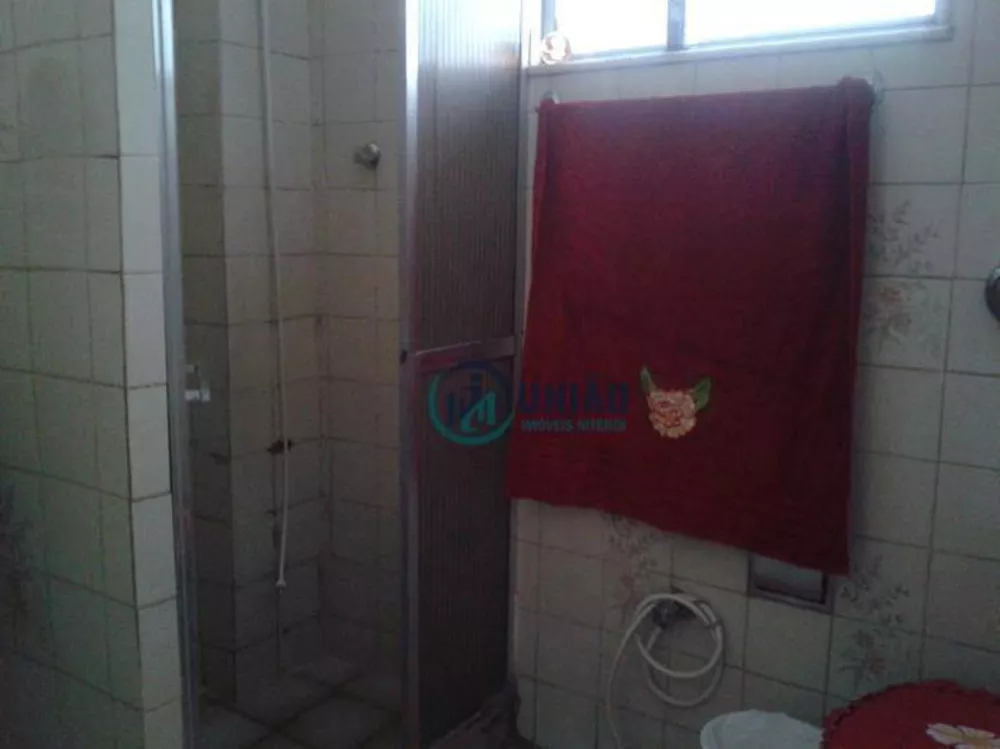 Apartamento à venda com 3 quartos, 75m² - Foto 8