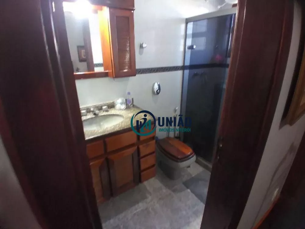 Casa, 4 quartos, 250 m² - Foto 16