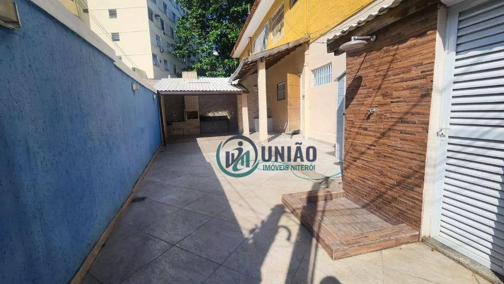 Apartamento à venda com 2 quartos, 80m² - Foto 3