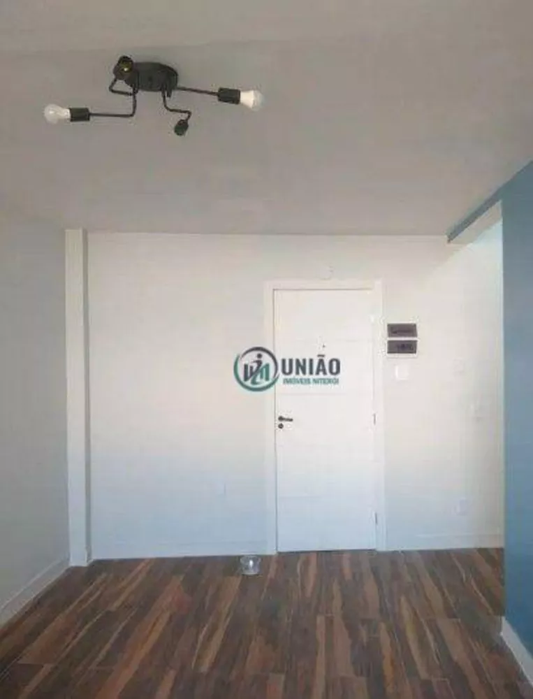 Kitnet e Studio à venda com 1 quarto, 30m² - Foto 2