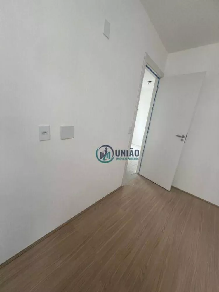 Apartamento à venda com 2 quartos, 47m² - Foto 4