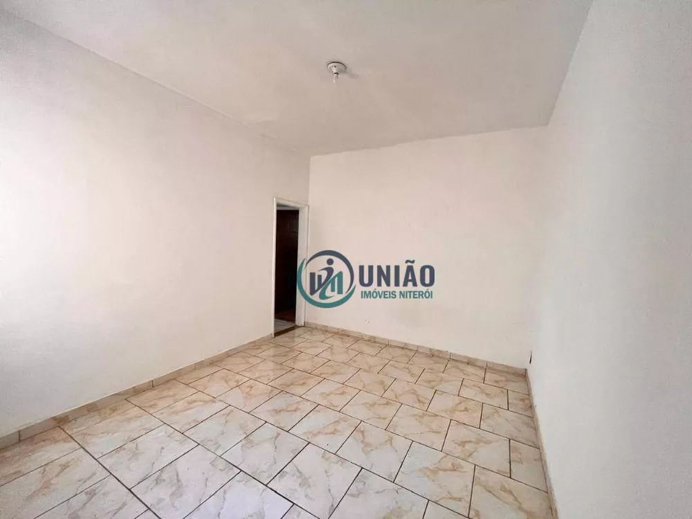 Apartamento à venda com 2 quartos, 74m² - Foto 3