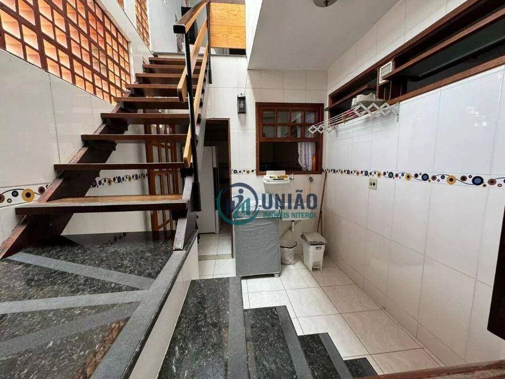 Casa à venda com 3 quartos, 140m² - Foto 8