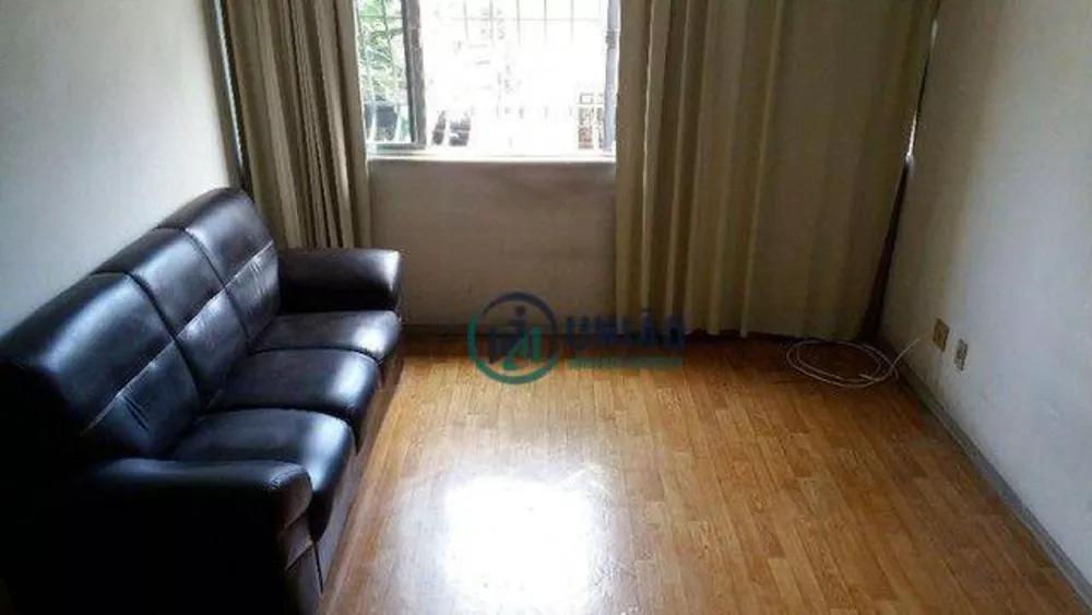 Apartamento à venda com 3 quartos, 90m² - Foto 1