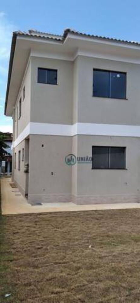 Casa à venda com 4 quartos, 150m² - Foto 11