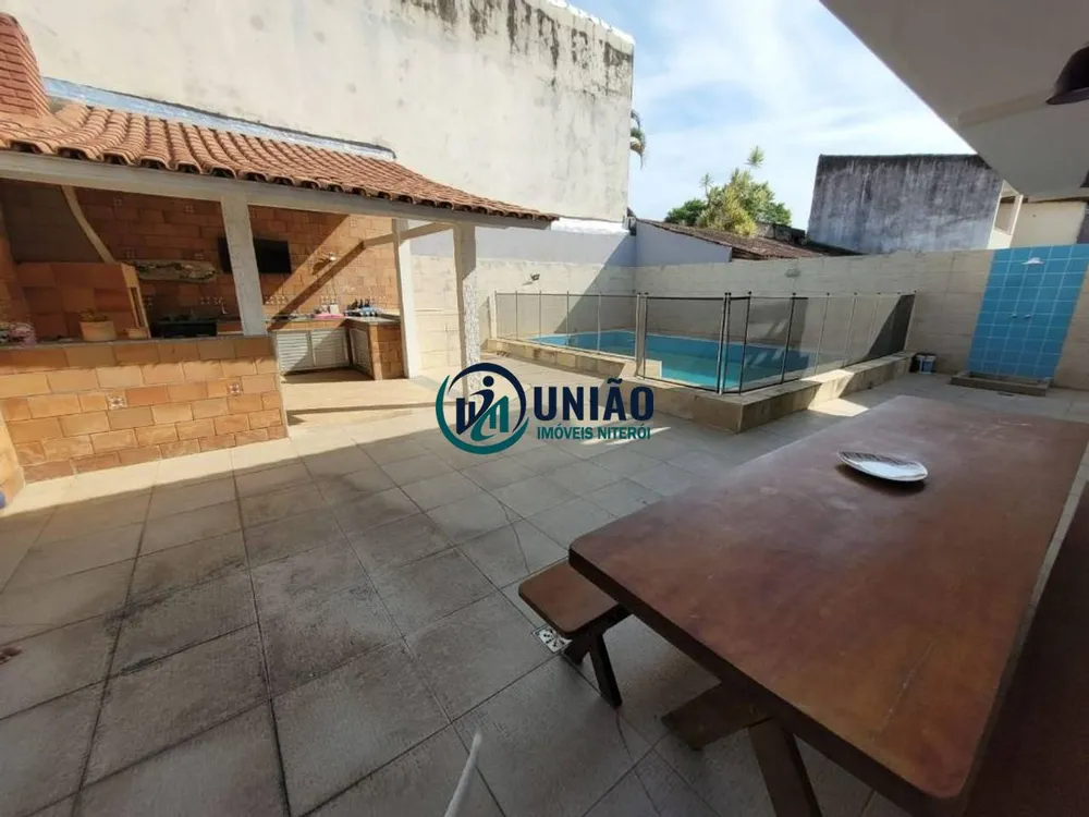 Casa, 5 quartos, 218 m² - Foto 5