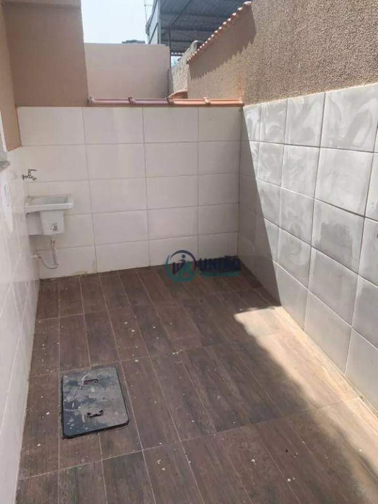 Casa à venda com 2 quartos, 50m² - Foto 6