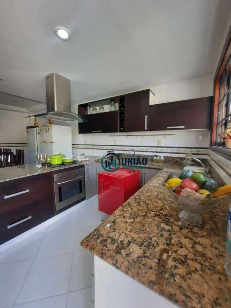 Casa, 5 quartos, 330 m² - Foto 6