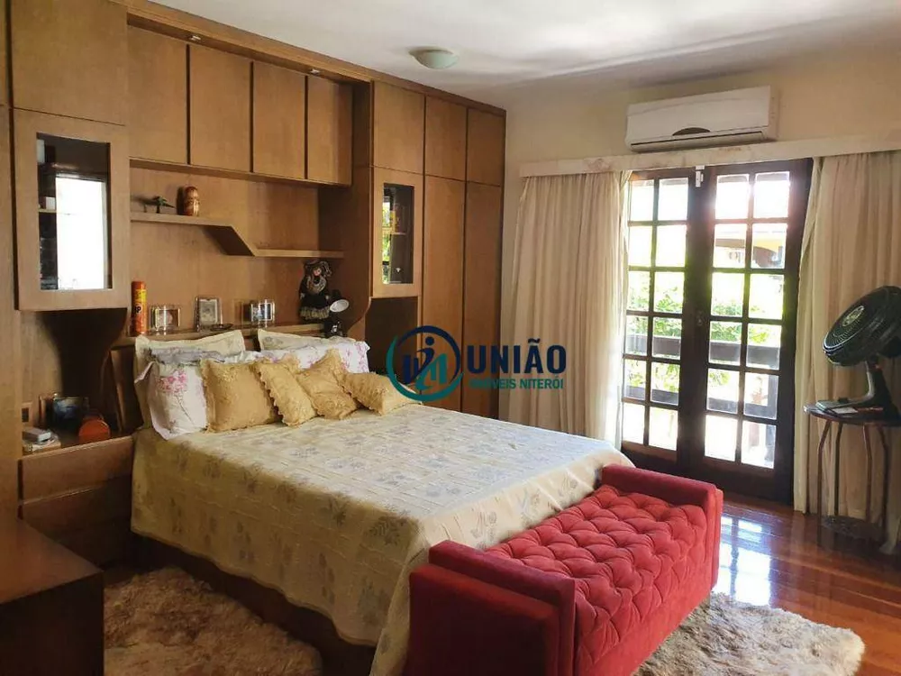 Casa, 4 quartos, 280 m² - Foto 10