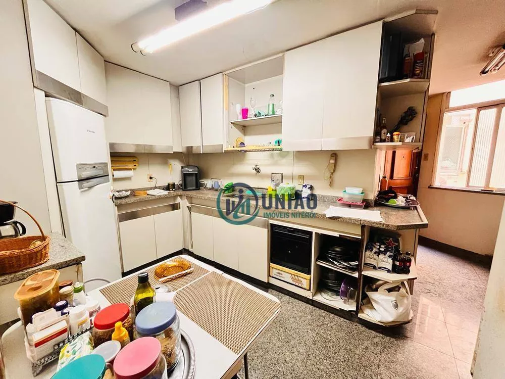 Apartamento à venda com 3 quartos, 95m² - Foto 3