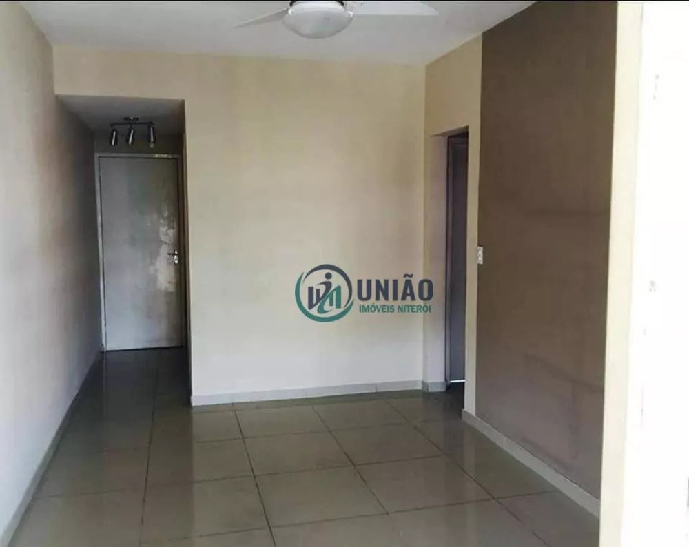 Apartamento à venda com 2 quartos, 60m² - Foto 1