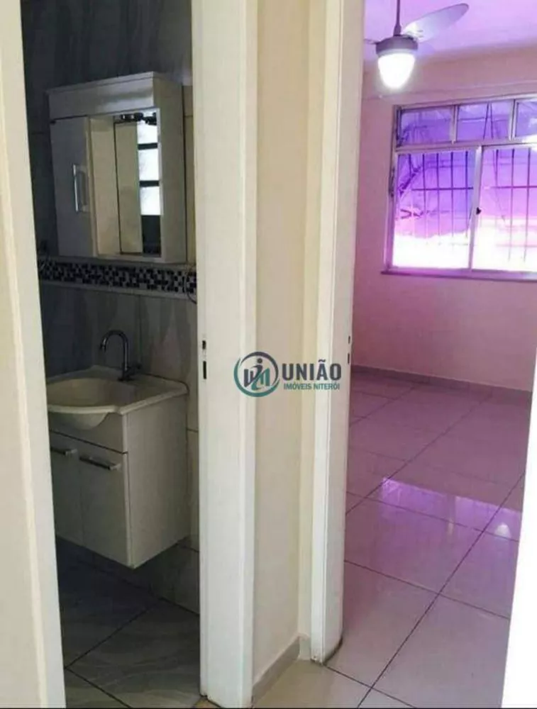 Apartamento à venda com 2 quartos, 60m² - Foto 4