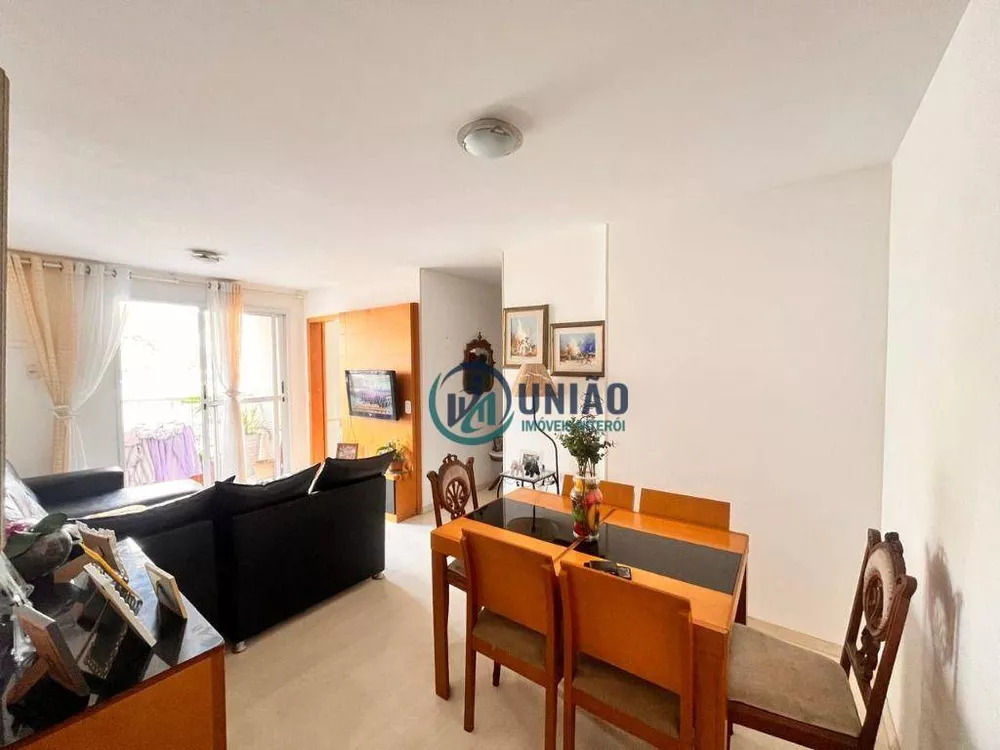 Apartamento à venda com 3 quartos, 70m² - Foto 3