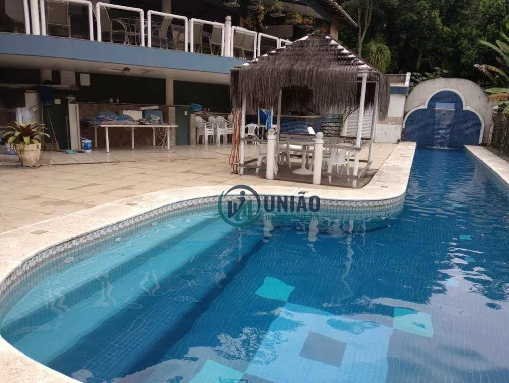 Casa de Condomínio à venda com 3 quartos, 450m² - Foto 1