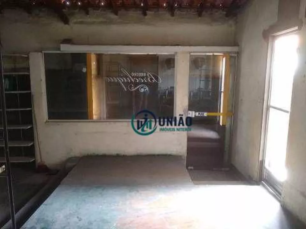 Casa, 6 quartos, 240 m² - Foto 13