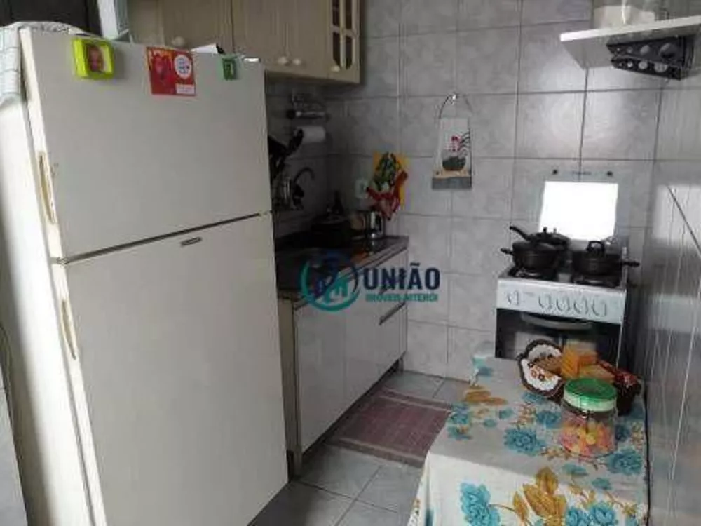 Casa, 6 quartos, 240 m² - Foto 17
