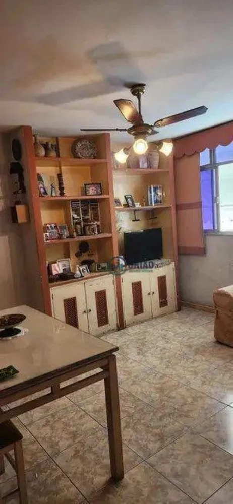 Apartamento à venda com 2 quartos, 80m² - Foto 1