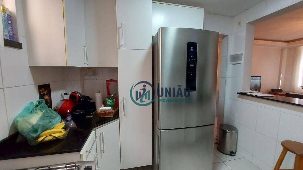 Apartamento à venda com 3 quartos, 70m² - Foto 1