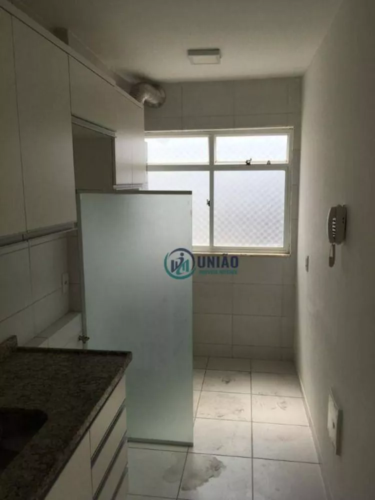 Apartamento à venda com 2 quartos, 57m² - Foto 3